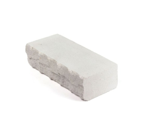 Облицовочные силикатные полнотелые рельефные кирпичи в Солигорске