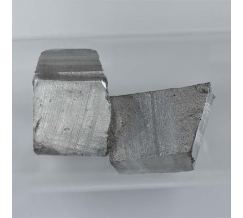 Литий металлический марки ЛЭ-1, ЛЭ-2 в Солигорске